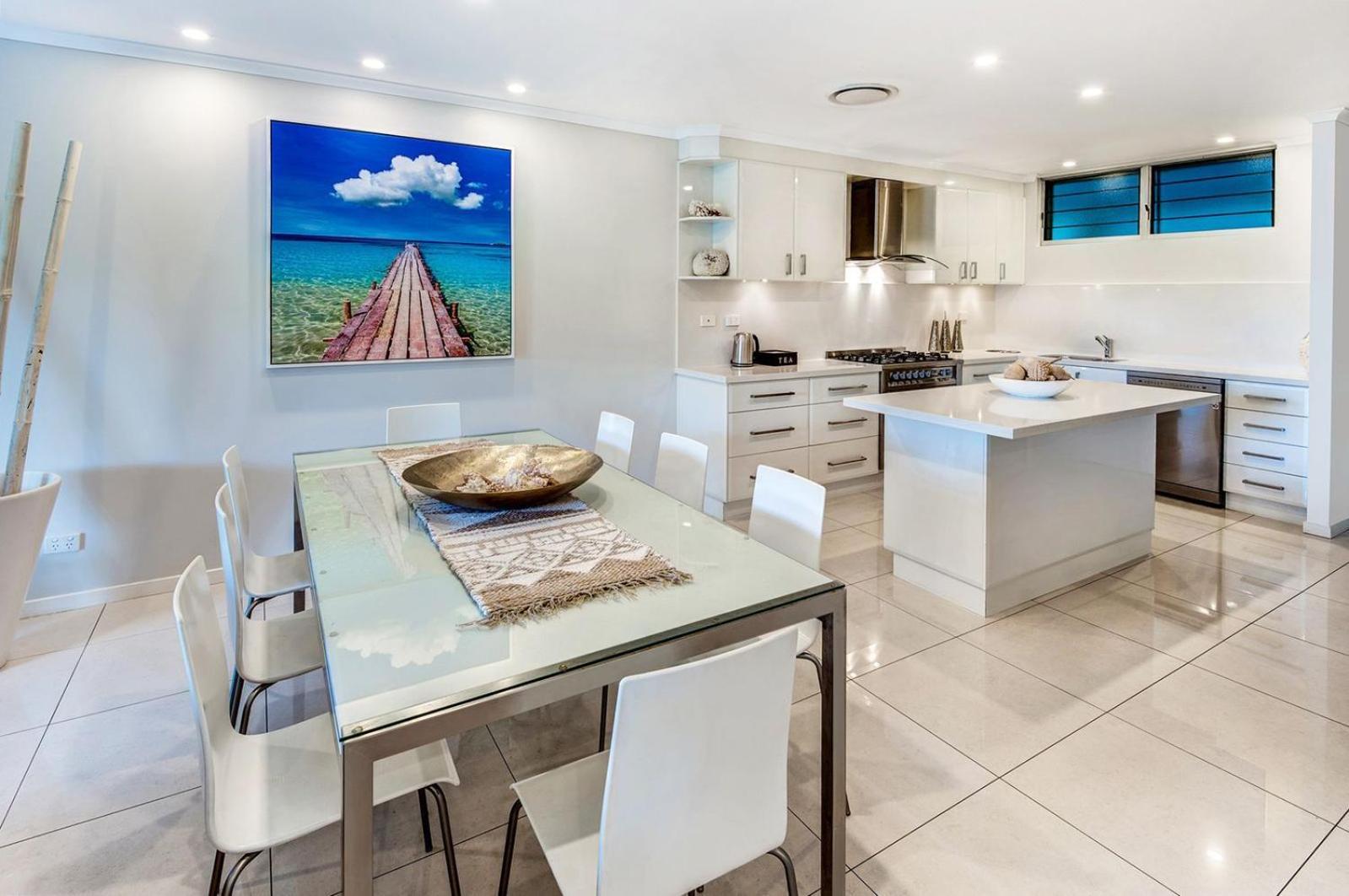 המילטון איילנד Sunset Waters Apartments מראה חיצוני תמונה