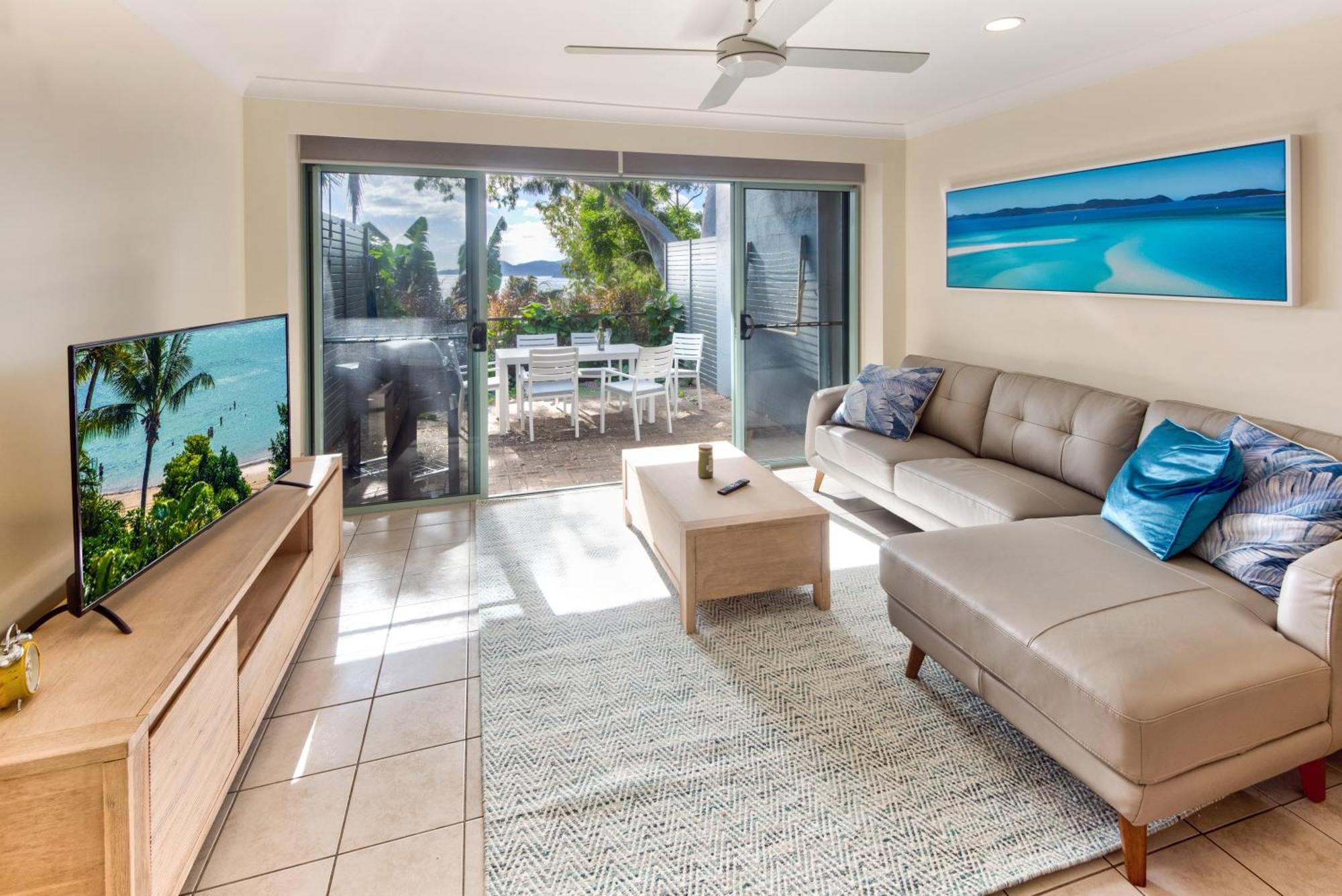 המילטון איילנד Sunset Waters Apartments מראה חיצוני תמונה