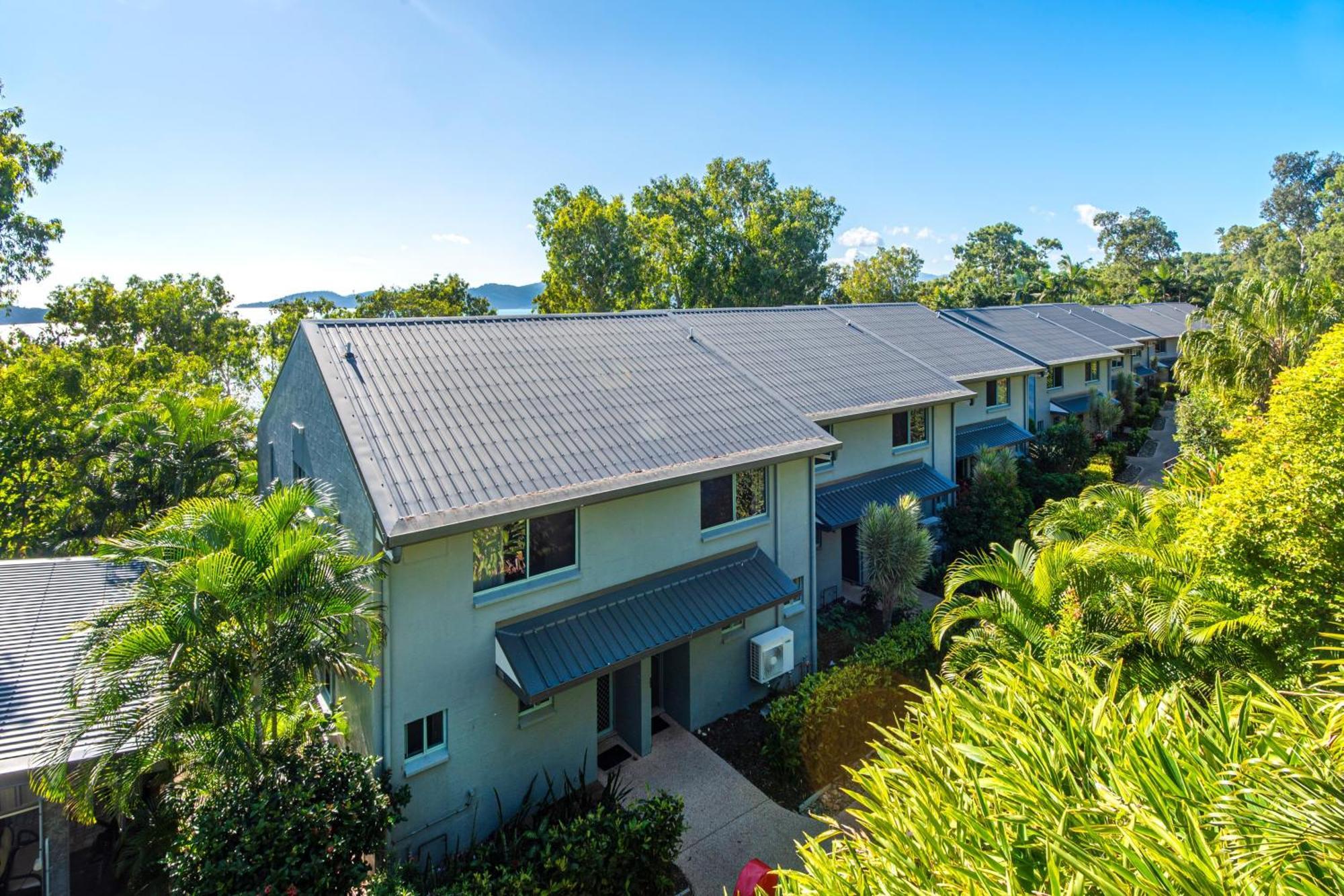 המילטון איילנד Sunset Waters Apartments מראה חיצוני תמונה